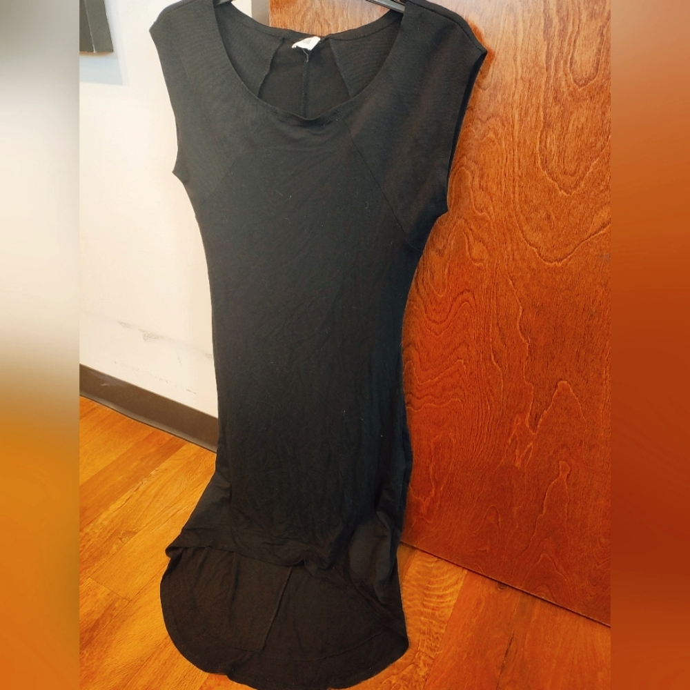 NWOT/ KULL black short sleeve hi/lo maxi dress